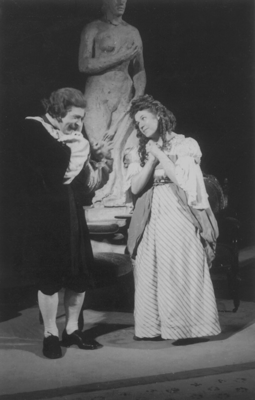 File:Aruoja, Virve (osaline – Bernhard Lülle, Dorine – Virve Aruoja. Molière’i „Tartuffe”. Draamateater, 1946, erakogu).jpg